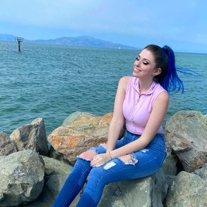 Meet your Posher, Haley